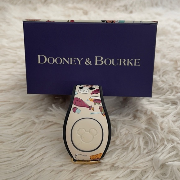 Disney Dooney & Bourke Magic Band - Picture 2 of 7